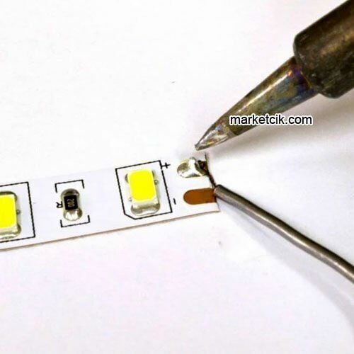 Cata CT-4538 240 Çip Yapışkanlı 5 metre İç Mekan Şerit Led