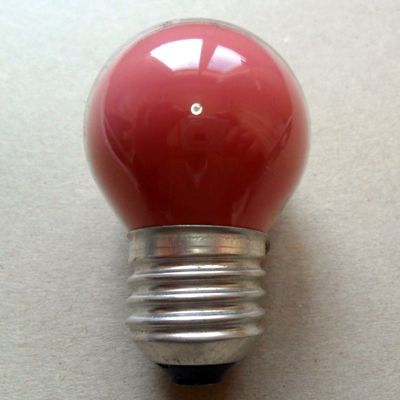 15 Watt E27 Duy Kırmızı Top Ampul